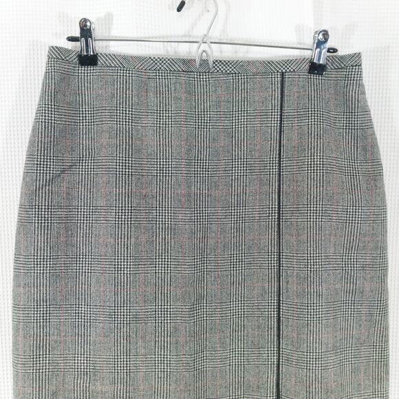 NWOT! BROOKS BROTHERS! FINE WOOL! BLACK, WHITE & RED PLAID CLASSIC SKIRT! SZ 10 - Picture 3 of 8